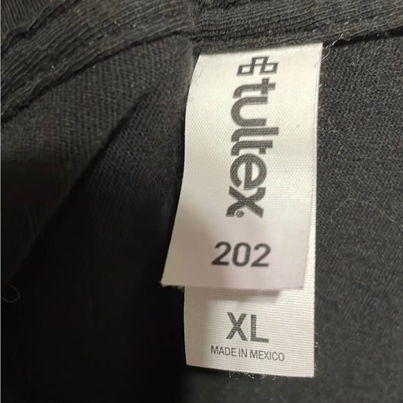 Sunset Curve Julie & The Phantoms Neon Graphic Black T-Shirt Adult XL - Picture 6 of 6